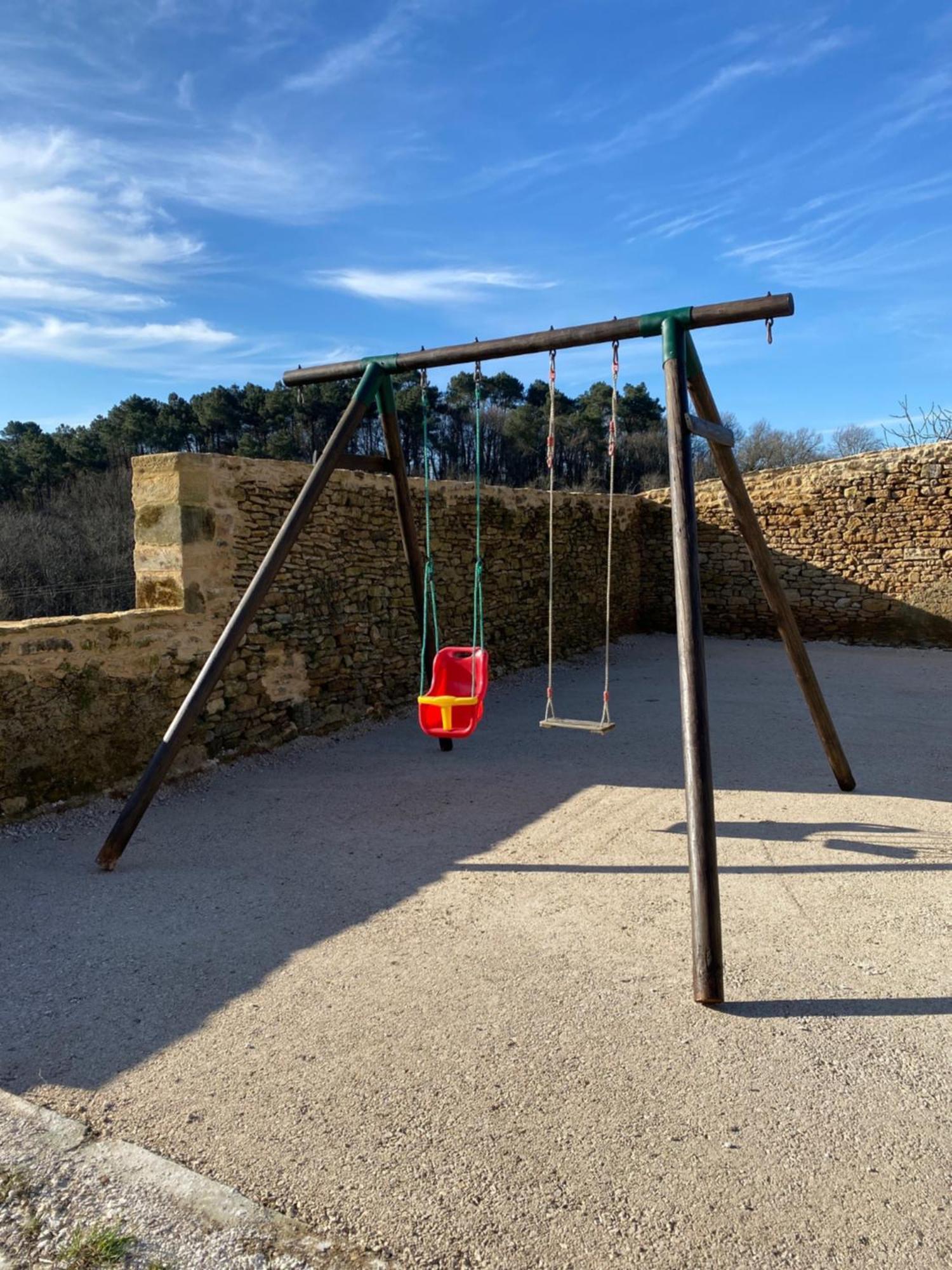 Le Gite De La Villenie - En Pleine Nature - 5 Min Centre Ville De Sarlat 外观 照片